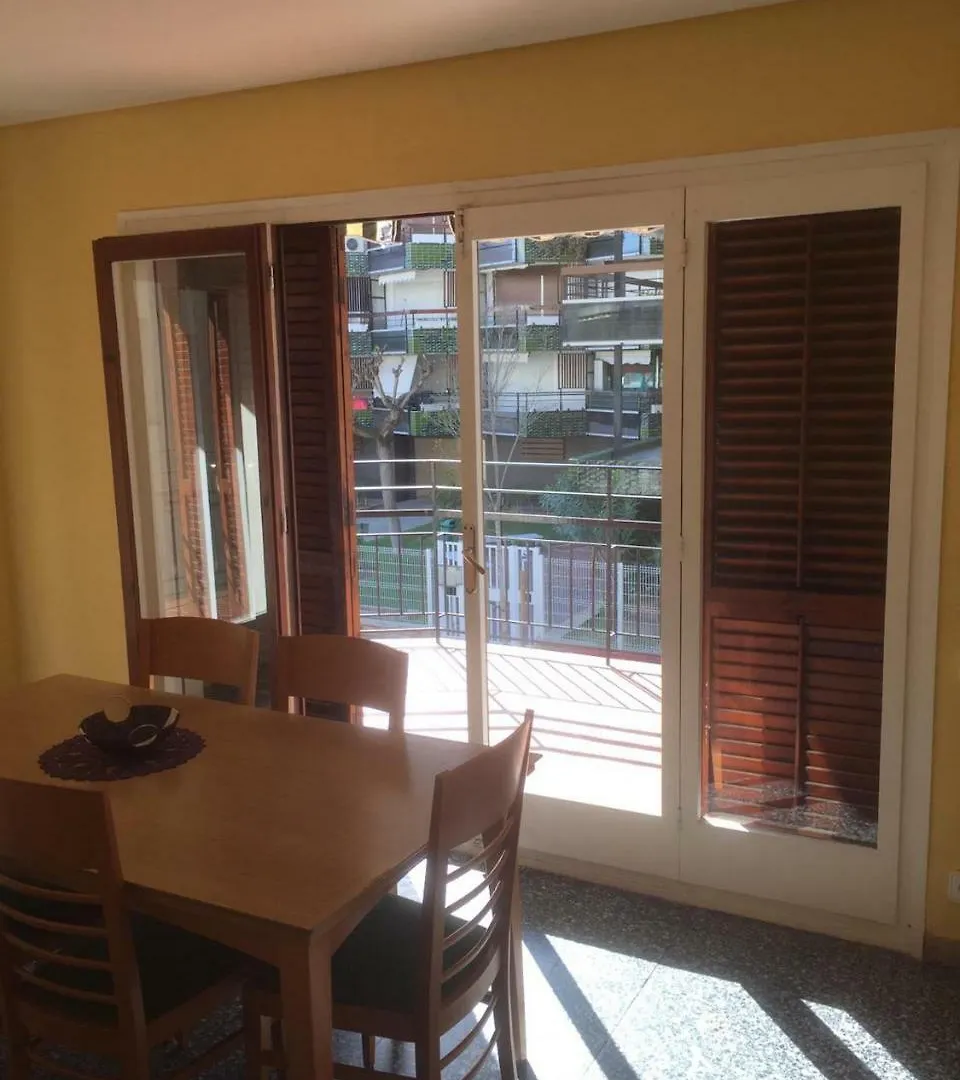 Apartment Carrer De Rodriguez Pomatta サロウ